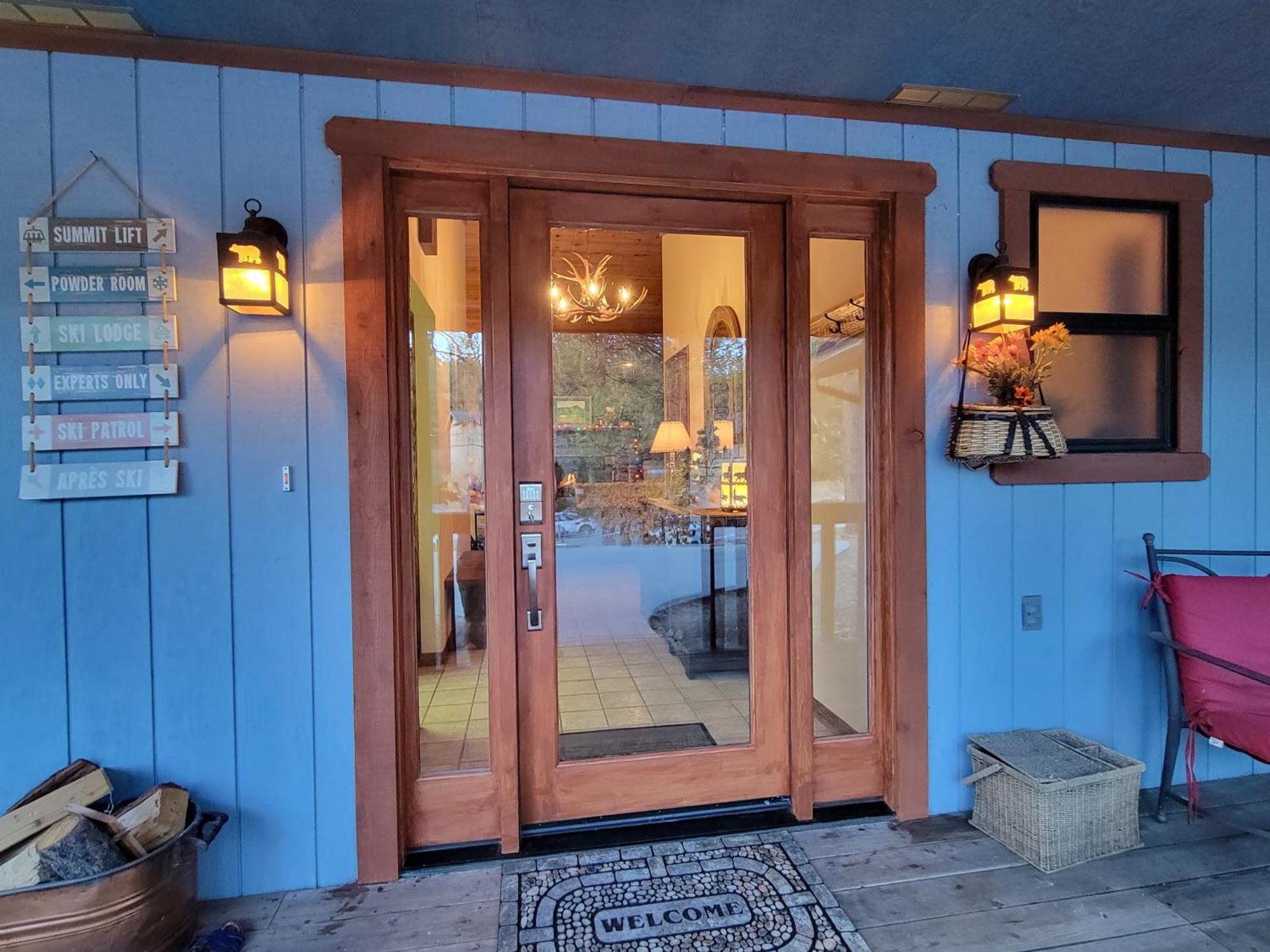 Four Seasons Getaway-Private Hot Spa With Pine Tree Views-Walk To Village And Pineknot Trailhead-Plus King Bed! Big Bear Lake Kültér fotó